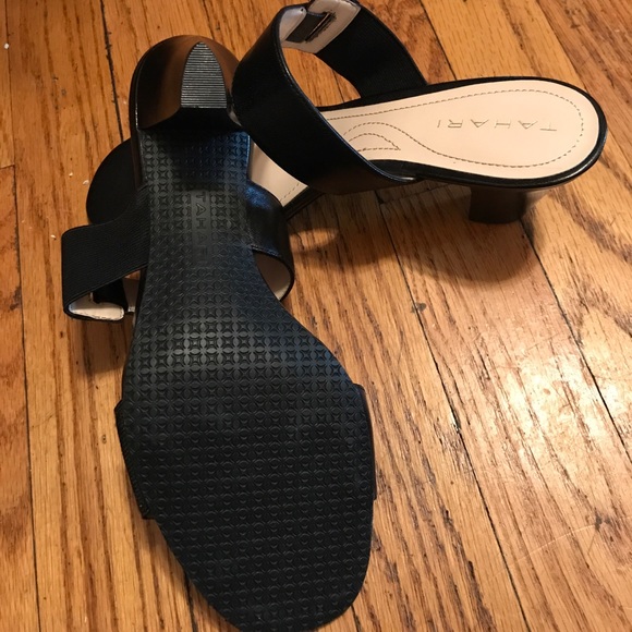 (6.5) Tahari Black heels (sandals) - Picture 3 of 3